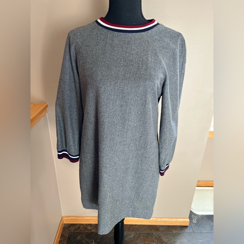 Women’s J. Crew Gray wool preppy varsity stripes lined sheath dress. Size  8P.